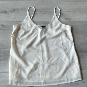 Banana Republic cream tank top Lined‎ in the front size XS Nwt